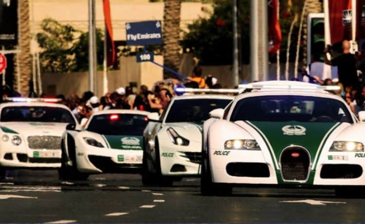 بالصور.. أكثر 5 سيارات تميزاً بأسطول شرطة دبي