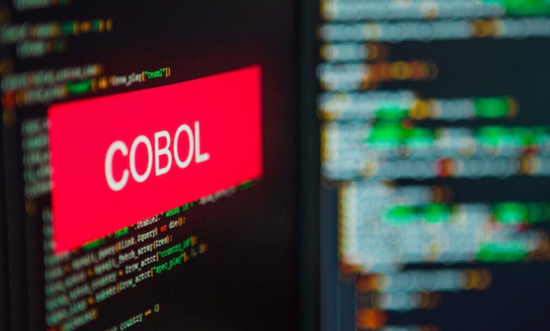 ما هي لغة البرمجة كوبول COBOL Programming Language