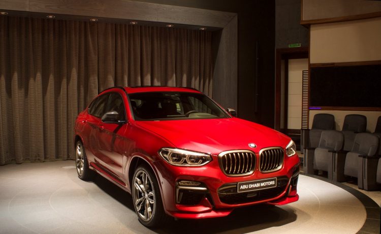 بي ام دبليو X4 M40i بلون أحمر فلامنكو وتعديلات خاصة من AC Schnitzer في أبوظبي