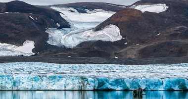دراسة تحذر الصيف فى القطب الشمالى قد يصبح خاليًا من الجليد خلال 10 سنوات