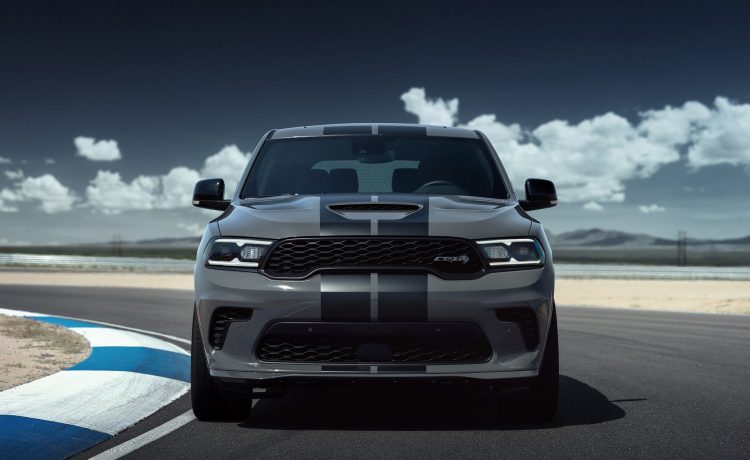 دودج دورانجو SRT Hellcat موديل 2021 تبدأ من 80.995 ألف دولار