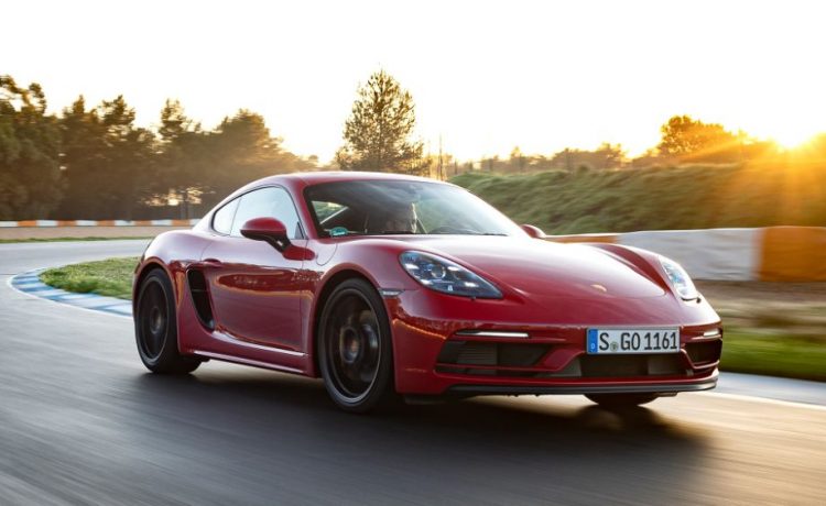 مراجعة بورشه 718 كايمان GTS 4.0 موديل 2021 .. عودة الـ6سلندر تنفس طبيعي!