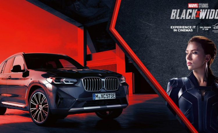 فيديو : ناتاشا رومانوف تقود BMW X3 في فيلم الأرملة السوداء