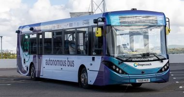 شركة بريطانية تطلق حافلات ذاتية القيادة فى اسكتلندا