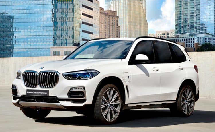 BMW X3 وX5 يقدمان بنسخ الهايبرد في معرض جنيف 2019