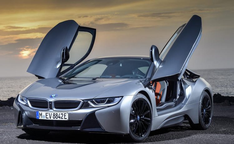 مستقبل السيارة BMW i8 يتحدد نهاية العام الجاري