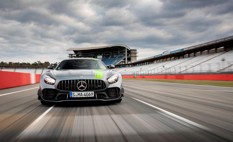 الإعلان عن أسعار مرسيدس AMG GT R Pro بداية من 199.650 ألف دولار