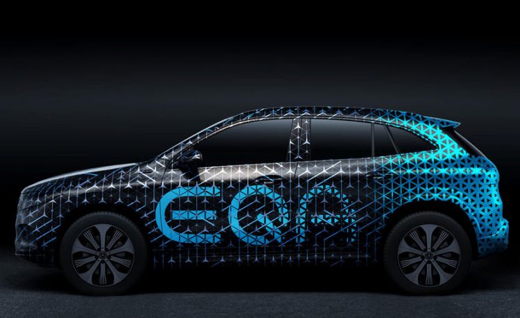 مرسيدس تؤكد تقديم EQA باعتبارها سيارتها الكهربائية المقبلة