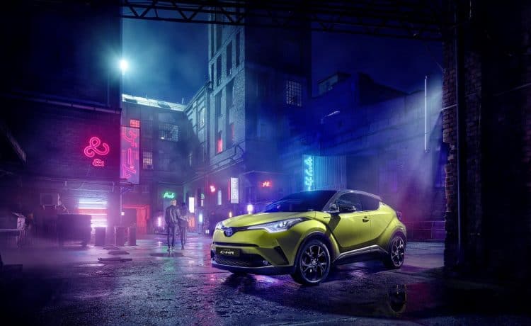 تويوتا C-HR Neon Lime الخاصة تقدم بلون خاص ونظام صوتي مميز