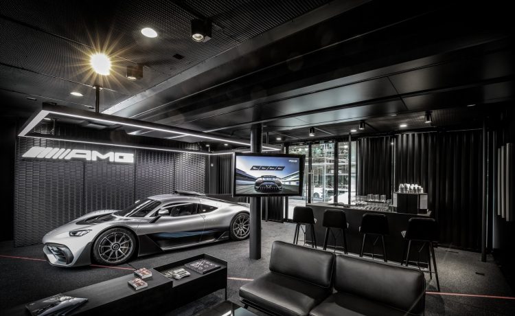 مرسيدس AMG One تعرض بسعر 4 مليون دولار لدى تاجر مستعمل