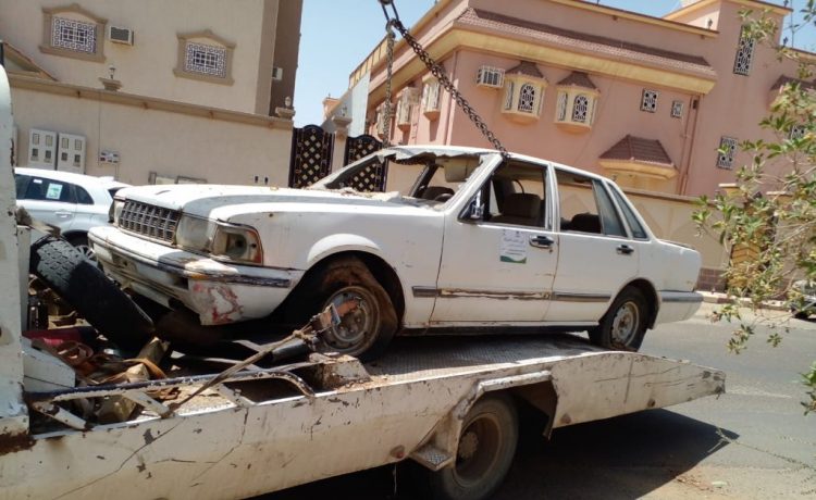 رفع 500 سيارة تالفة في جدة وازالة سيارات في نجران