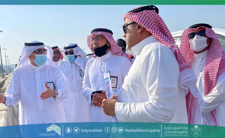 علاج التشوه البصري بالعاصمة المقدسة في تقاطع على بن أب طالب وطريق الملك فيصل