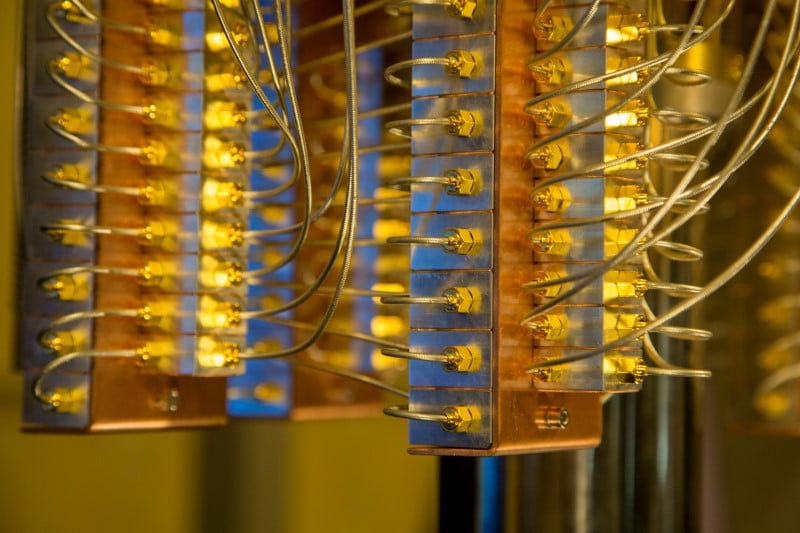 الحواسيب الكمومية Quantum Computers متاحة للتجربة عن بعد