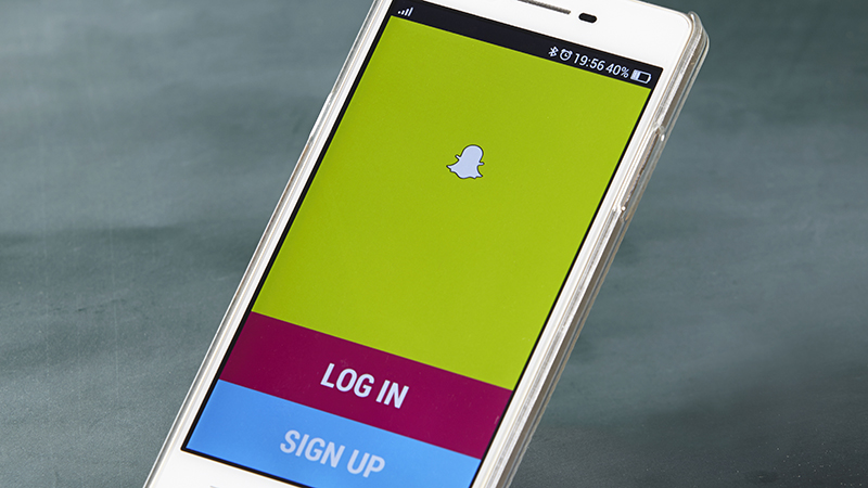 عشر خدع تجعلك ساحراً في تطبيق SnapChat