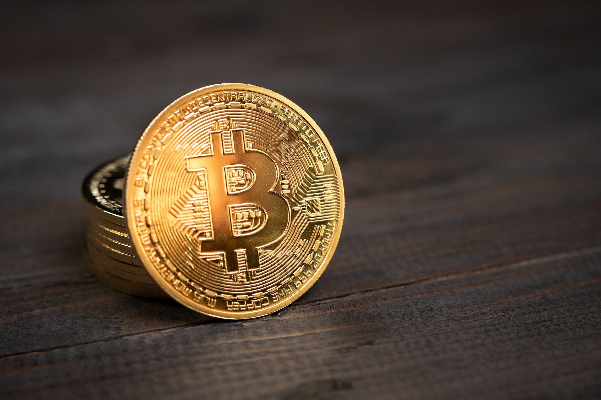 هيئة الأوراق المالية والبورصات الأمريكية تستسلم بهدوء في أكبر معاركها ضد عالم الكريبتو