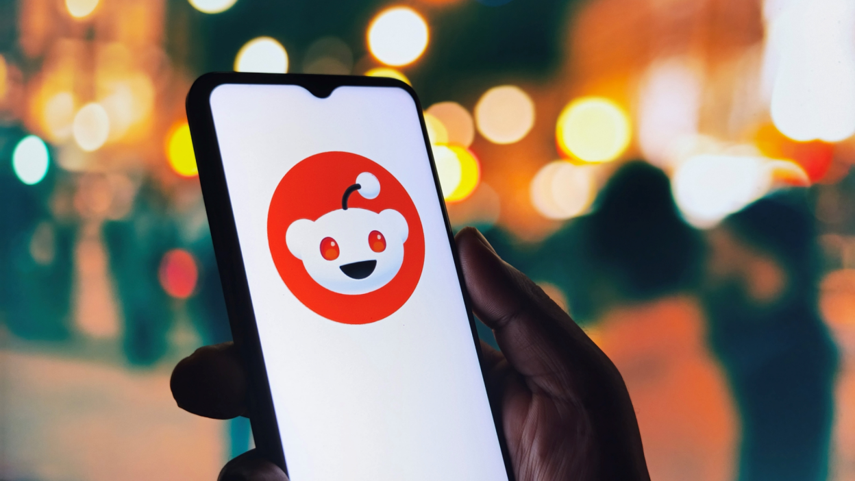 من المرجح قراءة مواضيع ريديت القديمة ستصبح أصعب والسبب هو الذكاء الاصطناعي