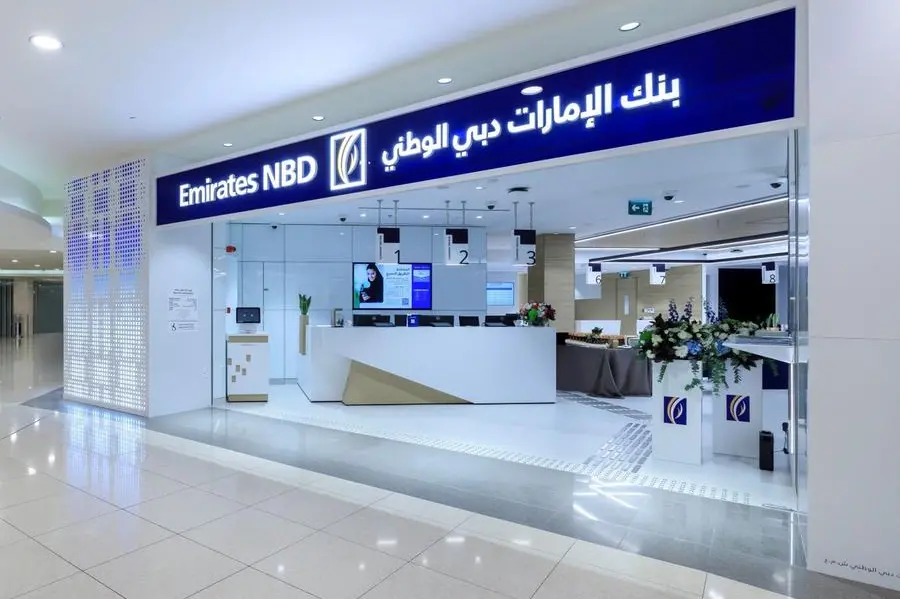 بنك الإمارات دبي الوطني يمول طائرتي شحن من طراز بوينغ 777 لصالح طيران الإمارات