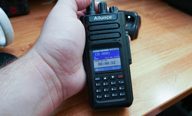 إزاحة مكرر قناة راديو الهواة Amateur Radio Repeater