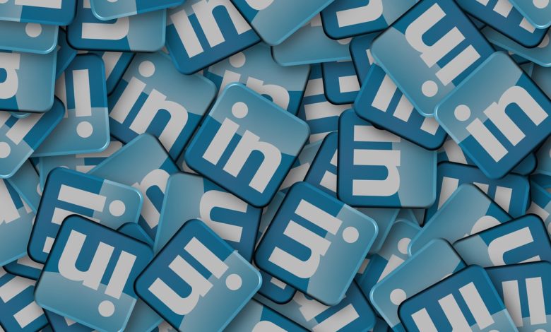 كيفية استهداف المواقع الجغرافية في لينكد إن LinkedIn