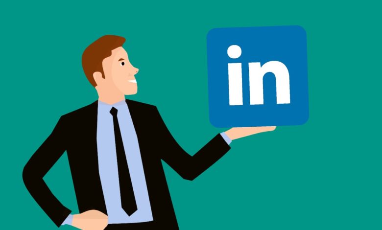 مسؤولو صفحة لينكد إن LinkedIn – الأذونات