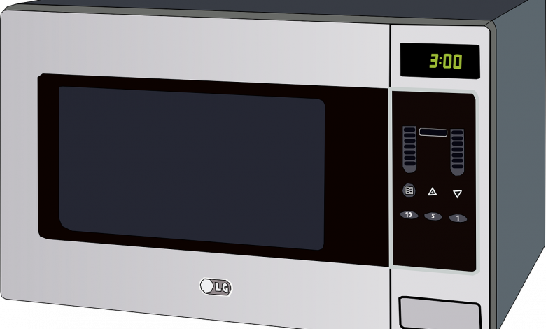 أشعة الميكروويف في الاتصالات Microwaves Wave