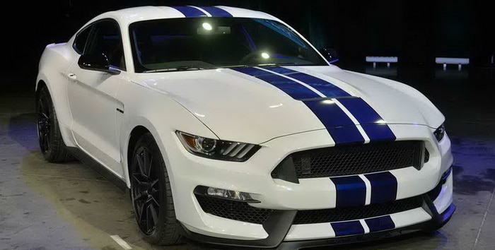 فورد شيلبي GT350 موستانج . . وحش قتال ينافس كامارو Z28