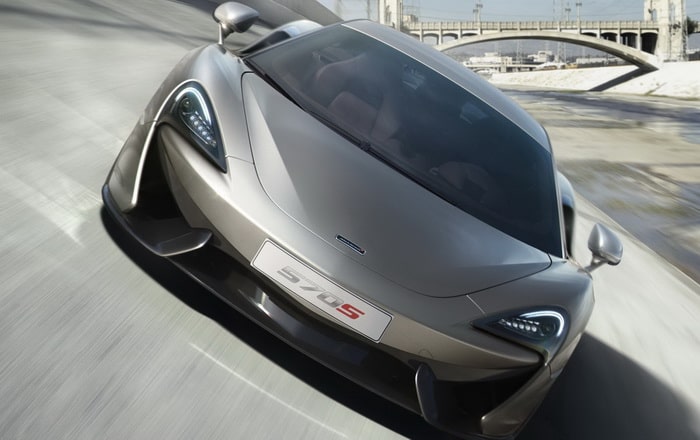 ماكلارين 570S بتصميم مألوف ووزن أقل تستعد علي خط الانطلاق