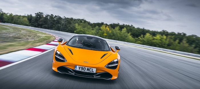 ماكلارين 720S تأتي بباقة Track Pack الجديدة وتخسر بعض الوزن