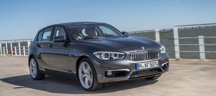 BMW الفئة الأولي المحسنة تظهر المزيد من مفاتنها في صور جديدة