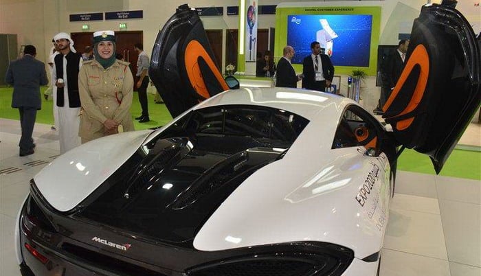 ماكلارين 570S . . أحدث أعضاء شرطة دبي الجديد