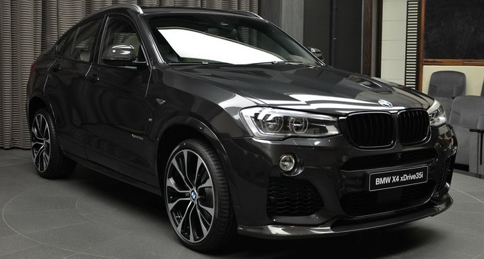 BMW X4 تبدو رائعة مع باقة M Performance و أجزاء 3D Design