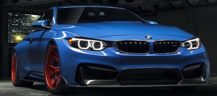 BMW M4 GTRS4 ترتدي زي سوبرمان من Vorsteiner