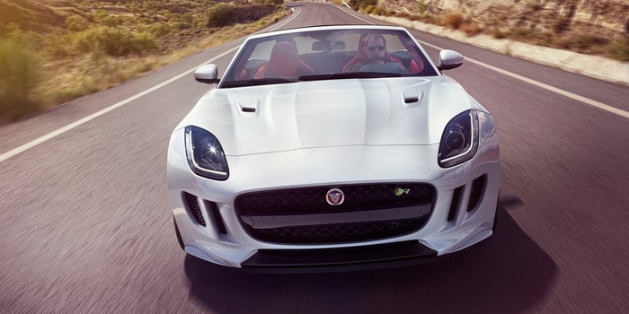 مراجعة سيارة جاجوار F-Type R 2016 … الهواء والسرعة والصوت الحسن