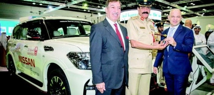 نيسان تدعم شرطة دبي في تقديم خدمة الاستجابة السريعة في حالات الحوادث