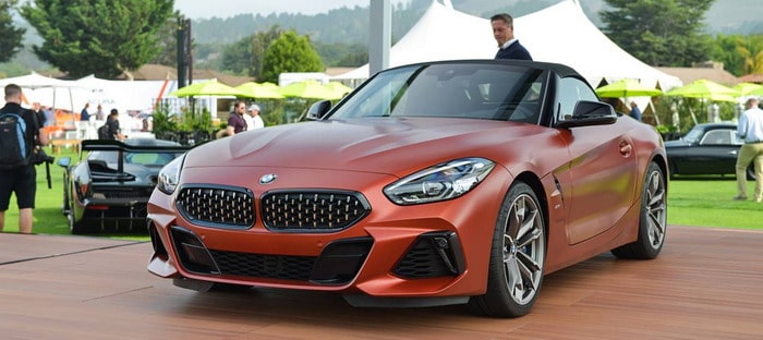 BMW تقدم أخيراً 3 فيديوهات لسيارتها Z4 المكشوفة الجديدة كلياً