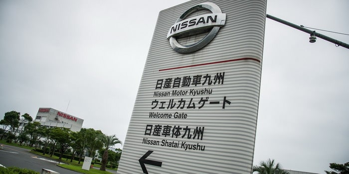 مصنع نيسان في كيوشو يحتفل بمرور 40 عامًا والسيارة رقم 15 مليون