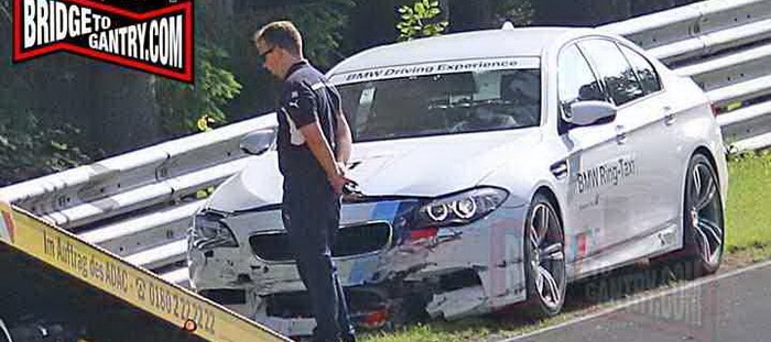 فيديو : BMW M5 تاكسي النربرجرينج تتعرض لحادث مجدداً خلال محاولة دريفت فاشلة