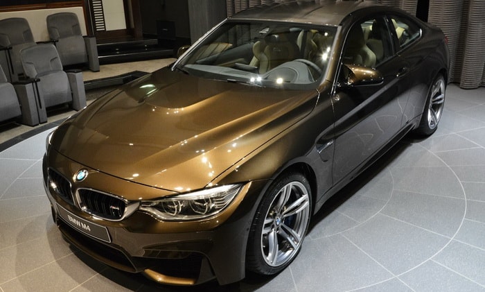 BMW M4 Individual باللون البني في أبو ظبي. . شيكولاتة سويسرية أم قهوة فاخرة ؟