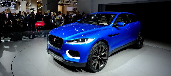 F-Pace أول سيارة متعددة الاستخدامات من جاجوار تستعد لمعرض فرانكفورت