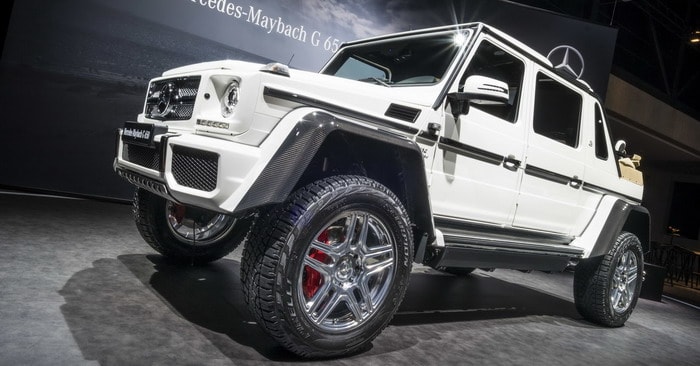 مرسيدس X-Class ومايباخ G650 Landaulet . . المستقبل يواجه الماضي في جنيف