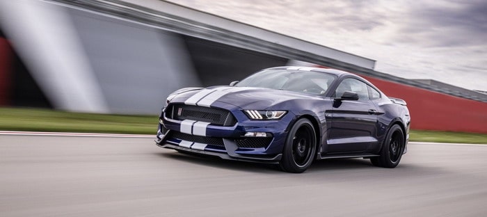 فورد موستانج GT350 وF-150 رابتور يحتفظان بالشكل القديم