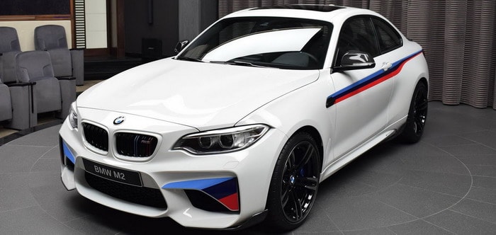 هذه BMW M2 بباقة M Performance الاختيارية لدي BMW أبوظبي موتورز