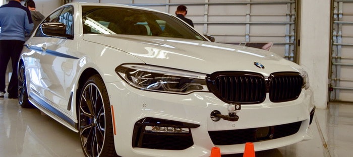 G30 BMW الفئة الخامسة بباقة أجزاء M Performance تبدو متفردة