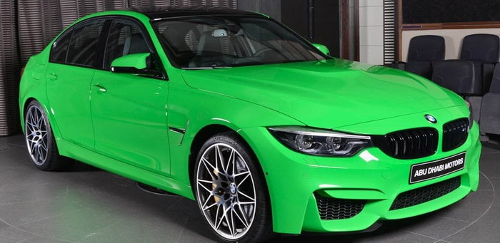 BMW M3 باللون الأخضر Verde Mantis تظهر في أبوظبي موتورز