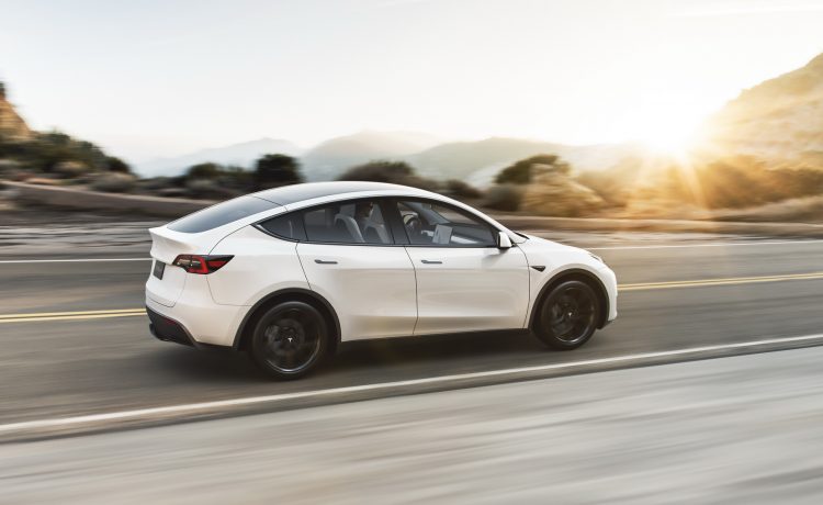 رئيس فولكس فاجن يعترف قيادة تسلا Model Y ويؤكد أنها سيارة مميزة