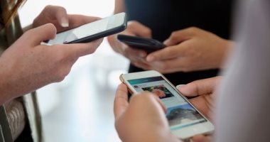 ازدهار تأجير الهواتف الباهظة بدل شرائها فى روسيا