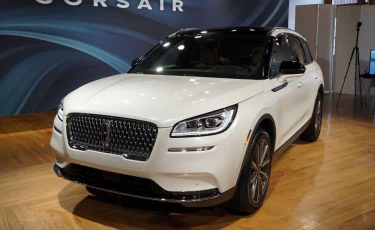 لينكولن كورساير 2020 تحمل تصميم مثير بوحي أفياتور