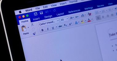 إصلاح تطبيقات إعادة ترتيب Windows 10 على أجهزة عرض متعددة