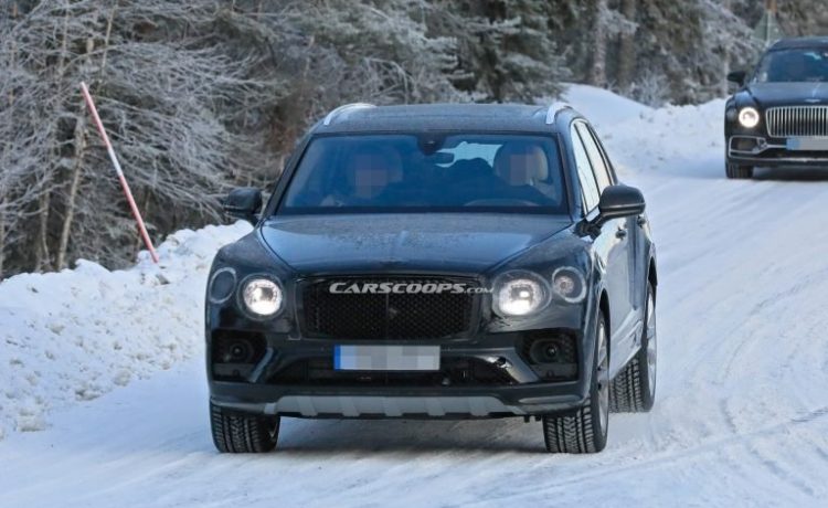 بنتلي بينتايجا 2021 تنتظر أول نسخة فيس ليفت