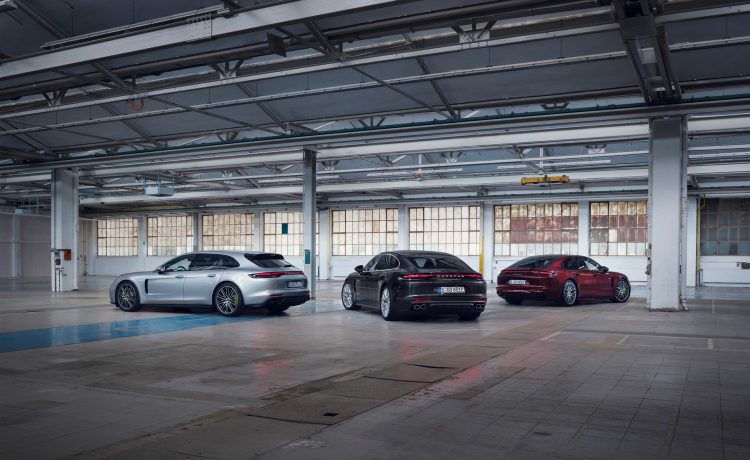 بورشة باناميرا تيربو إس إيهايبرد تقدم رسمياً بقوة 689 حصان